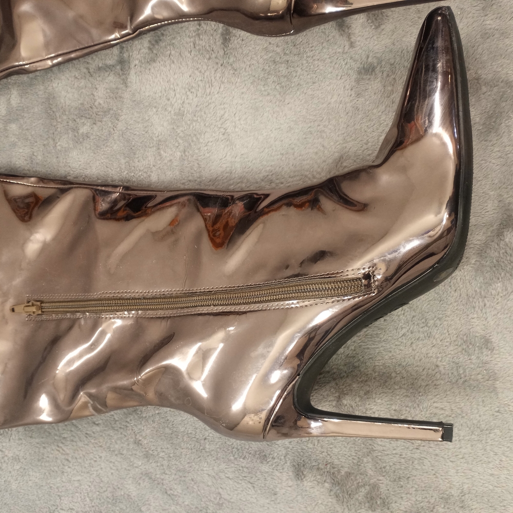I.n.c. Women's Metallic Knee-High Stiletto Boots Size 9M - Picture 2 of 16